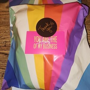 Extra shipping label